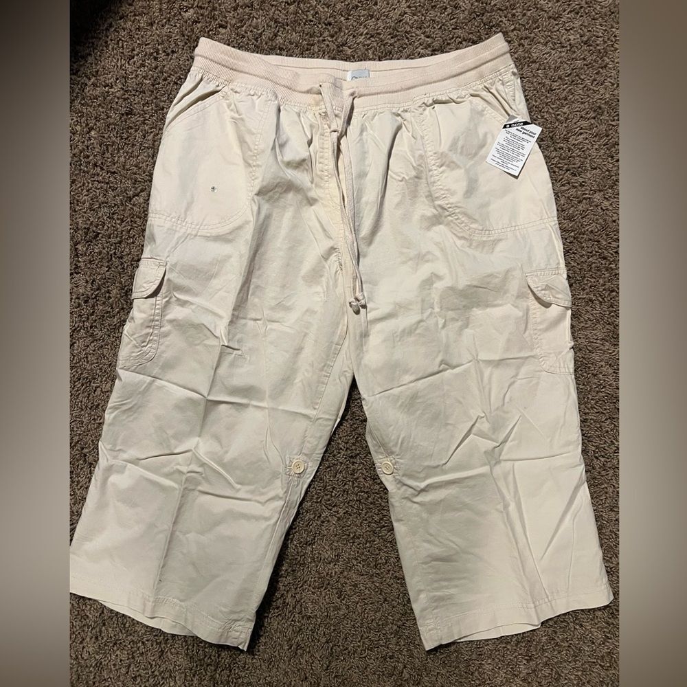 Only Necessities Size 24 Beige Capri Pants